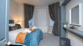 1 BDR apartment at QUEENS UNI by Belfast City Breaks